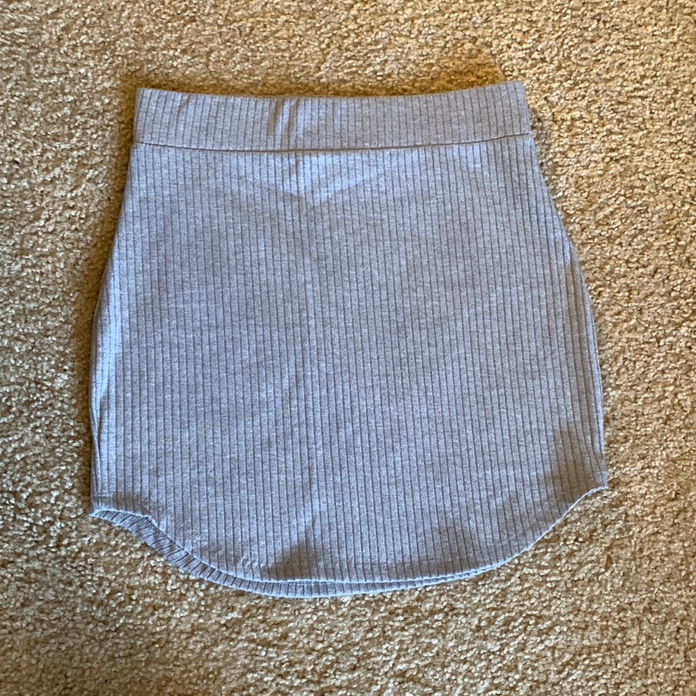 Forever 21 Grey mini skirt